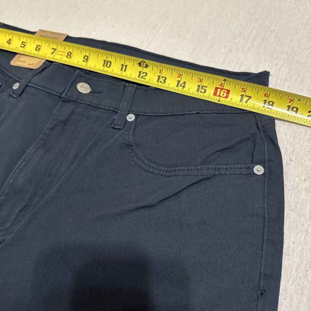 NWT Levi's 505 Regular Pants Men's 34x30 Navy Blue Indigo Straight Casual Work